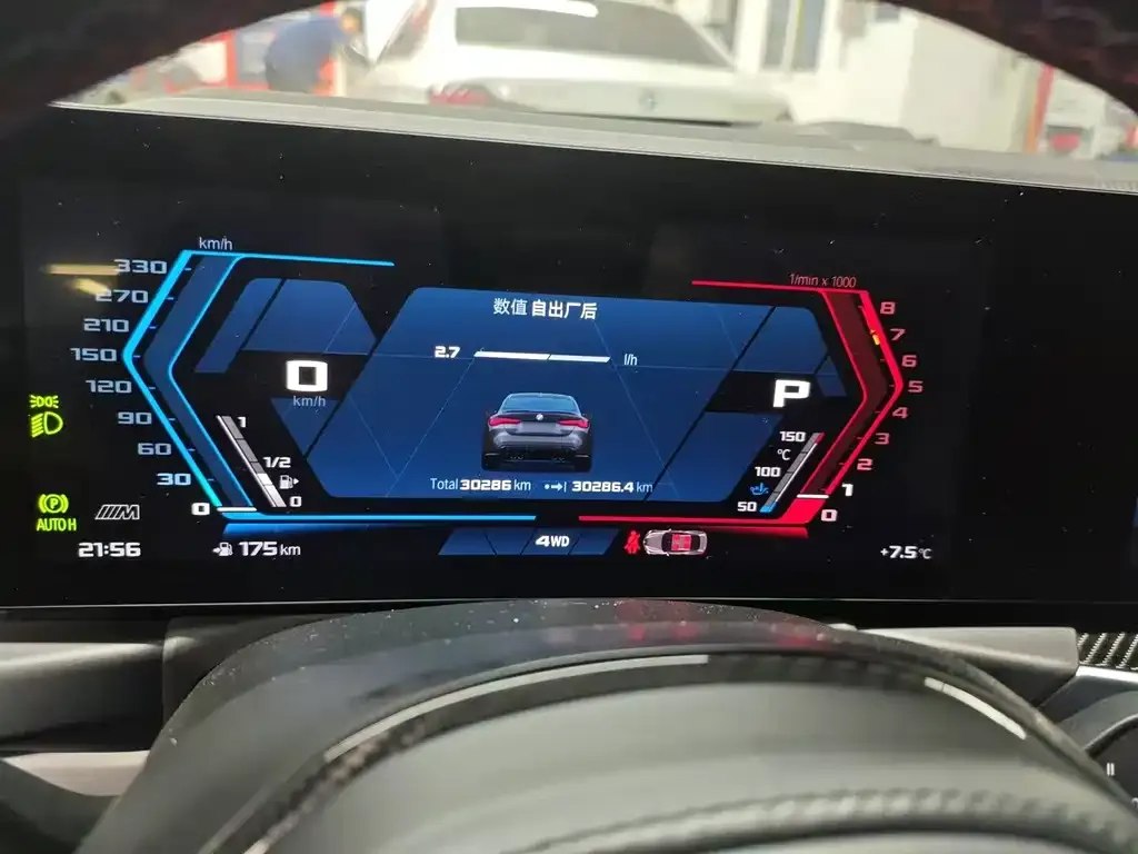 BMW M4 2024 из CN, фото 2