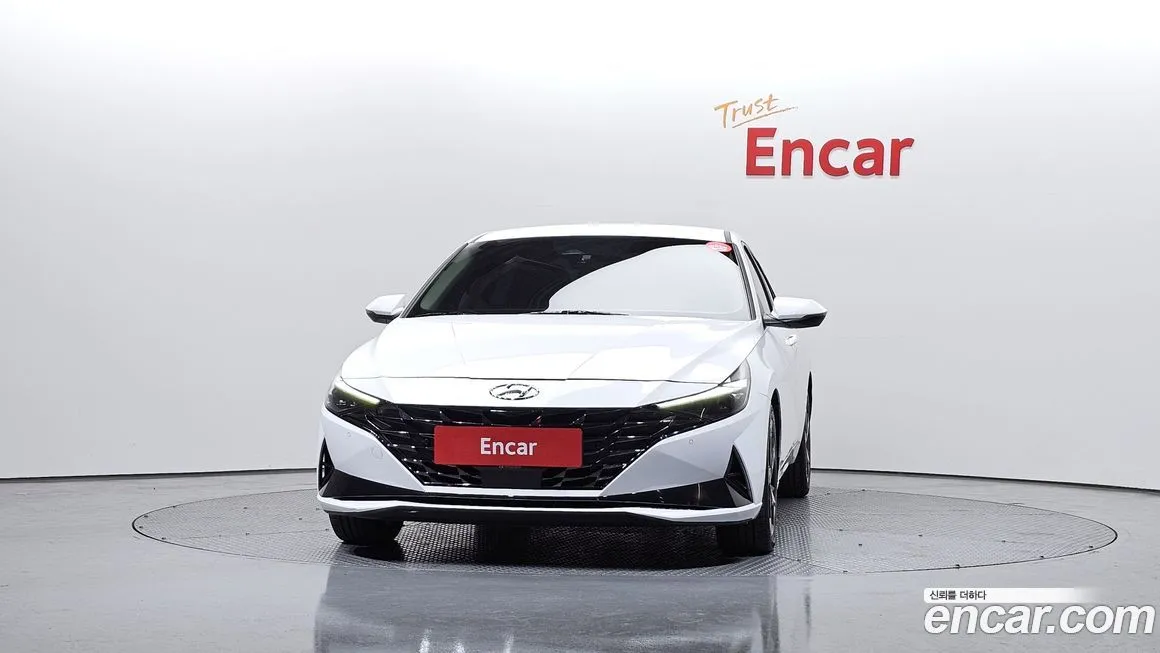 Hyundai AVANTE — фото 3
