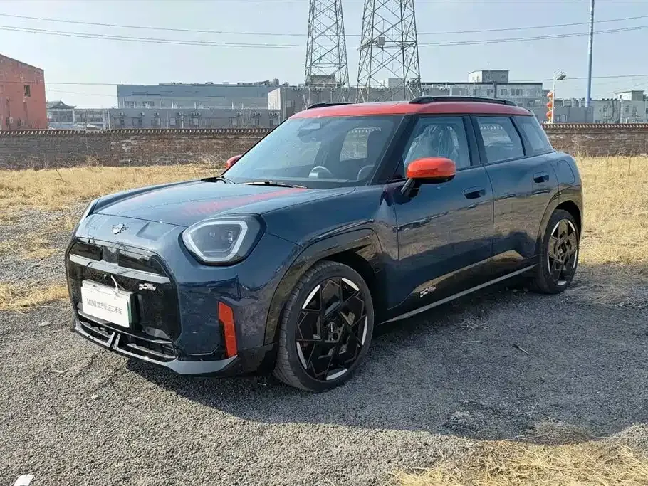 MINI Aceman JCW Electric
