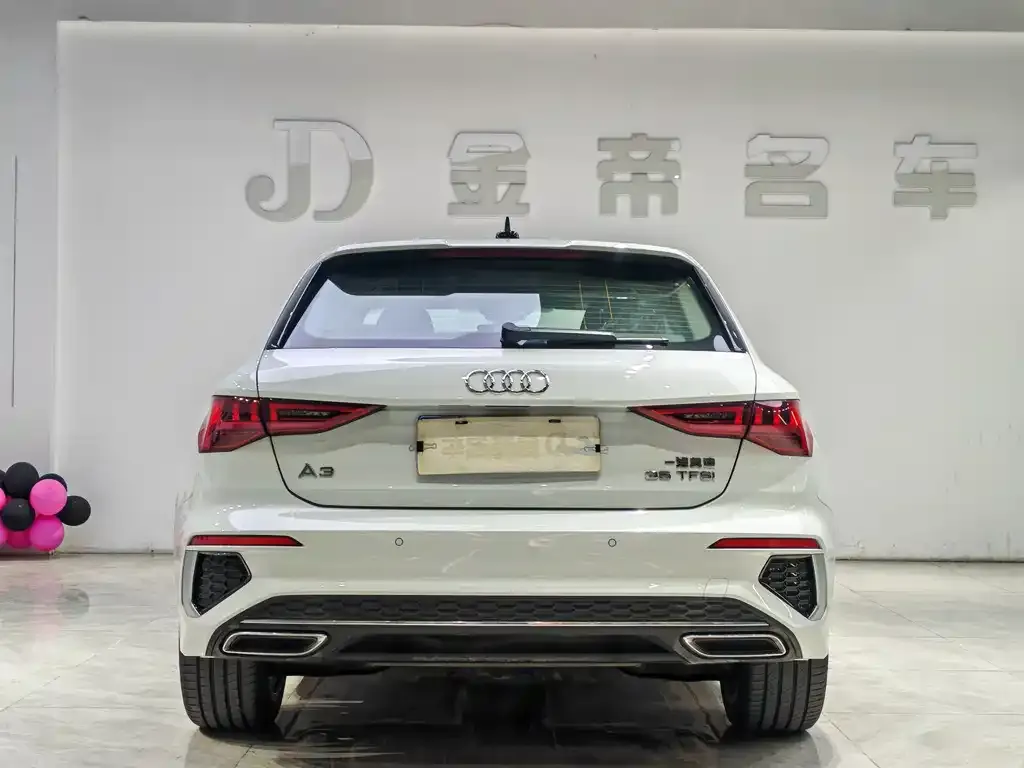 Audi A3 2022 из CN, фото 2