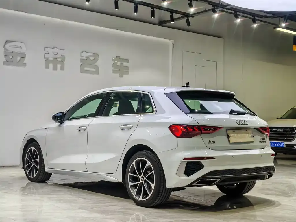 Audi A3 2022 из CN, фото 9