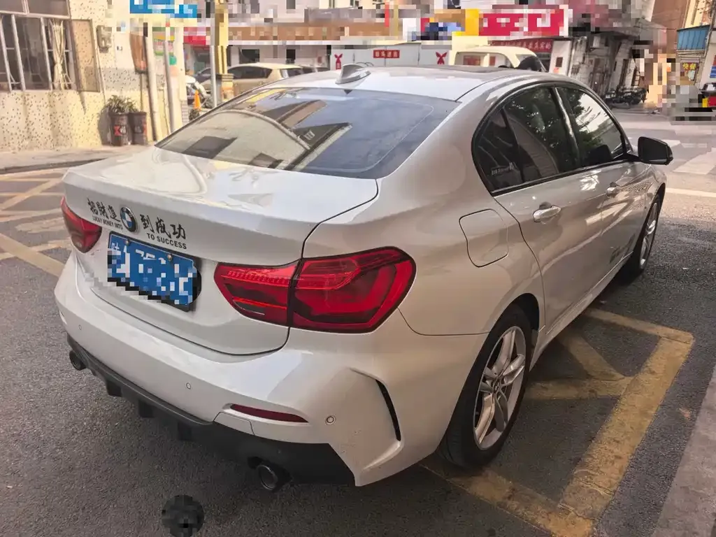 BMW 1 Series 2021 из CN, фото 4