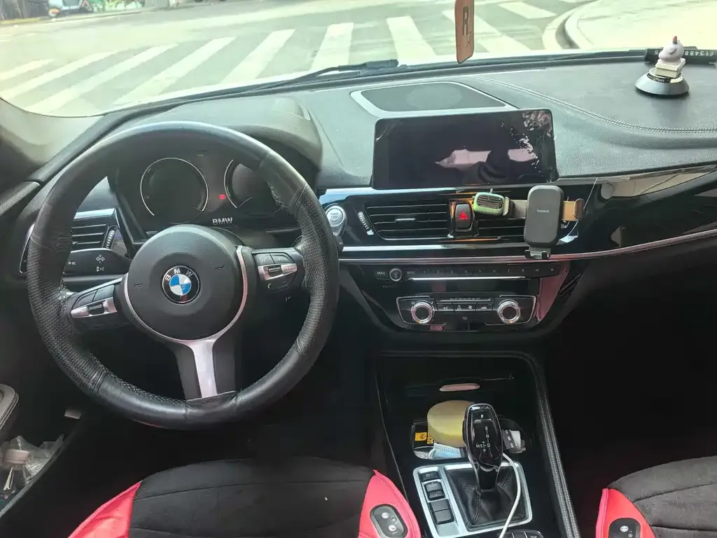 BMW 1 Series 2021 из CN, фото 5
