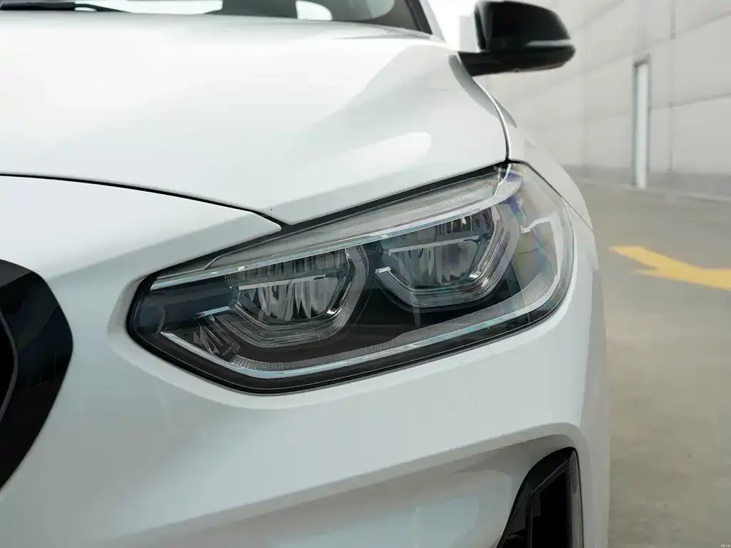 BMW 1 Series 2021 из CN, фото 3
