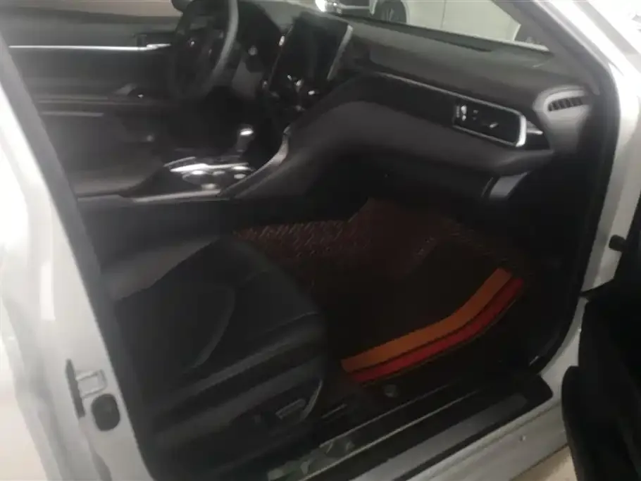 Toyota Camry 2023 из CN, фото 4