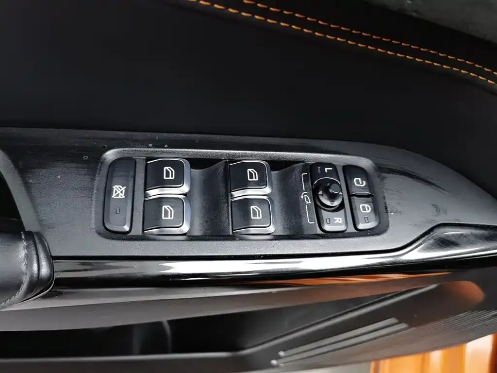 Lynk & Co 02 Hatchback 2022 из CN, фото 7