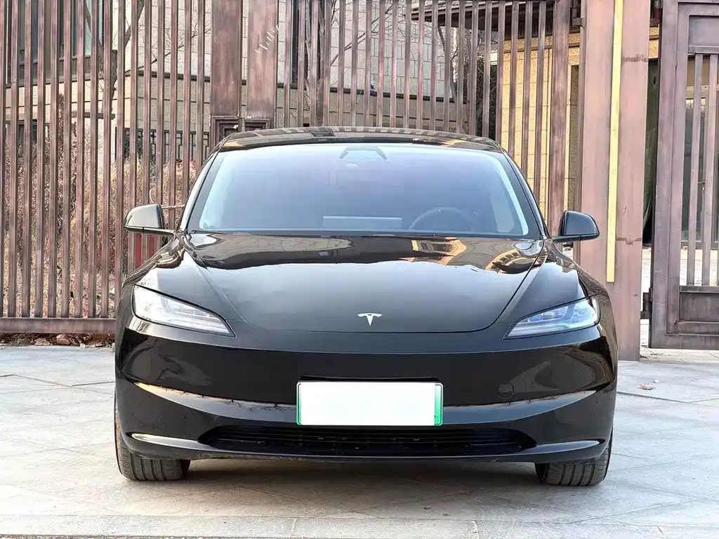 Tesla Model 3 2025 из CN, фото 4