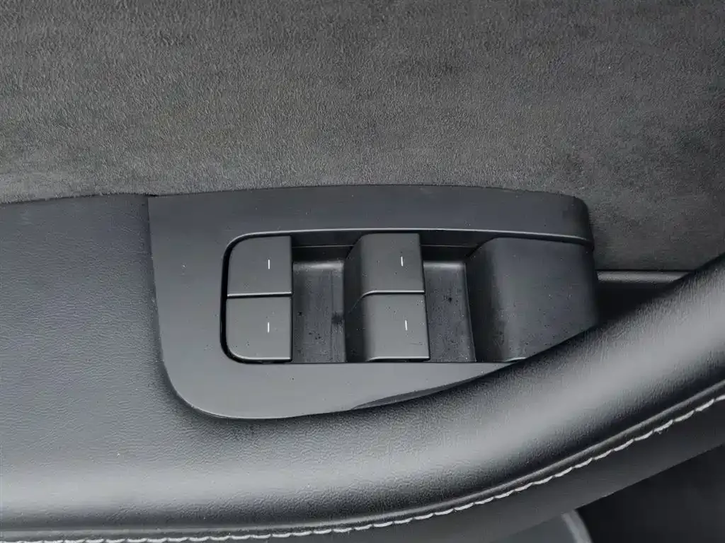 Tesla Model 3 2023 из CN, фото 10