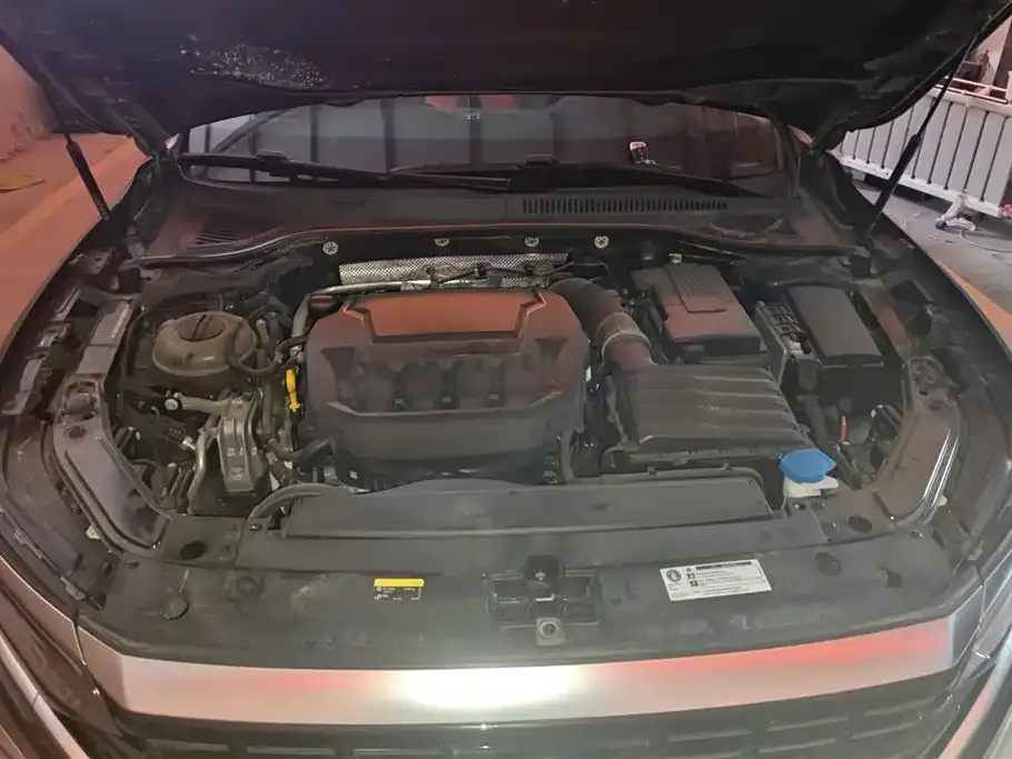 Volkswagen Passat 2024 из CN, фото 3