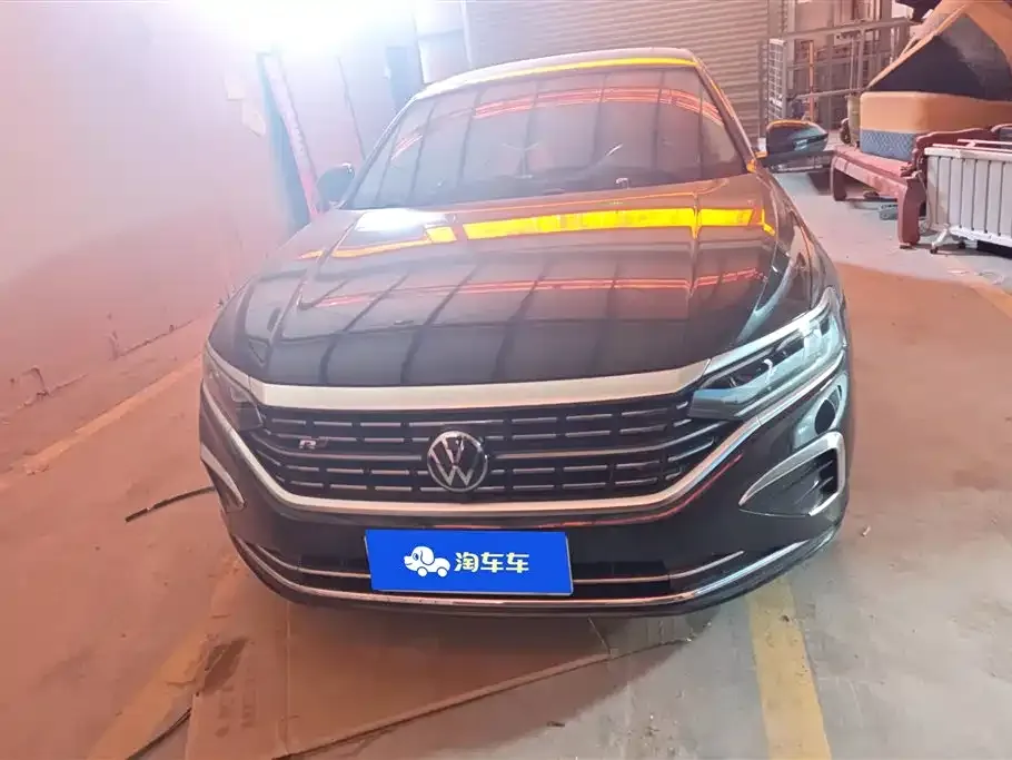Volkswagen Passat 2024 из CN, фото 2