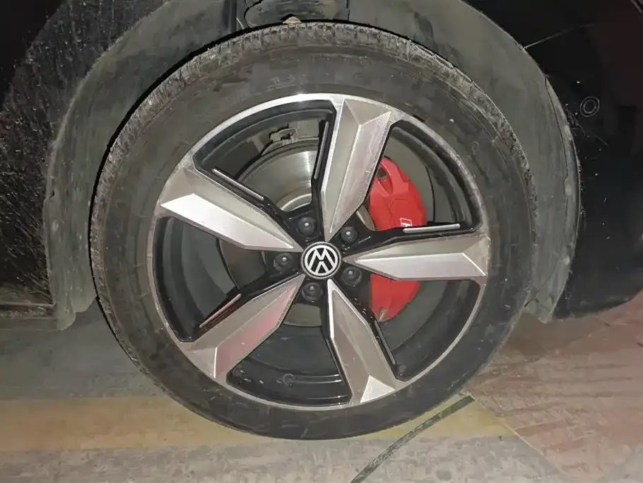 Volkswagen Passat 2024 из CN, фото 7