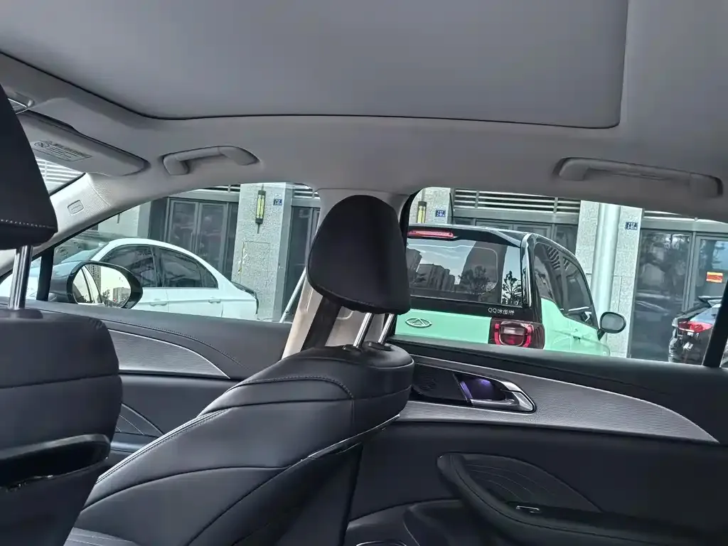 Hongqi H5 2023 из CN, фото 6