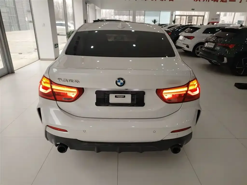 BMW 1 Series 2022 из CN, фото 5