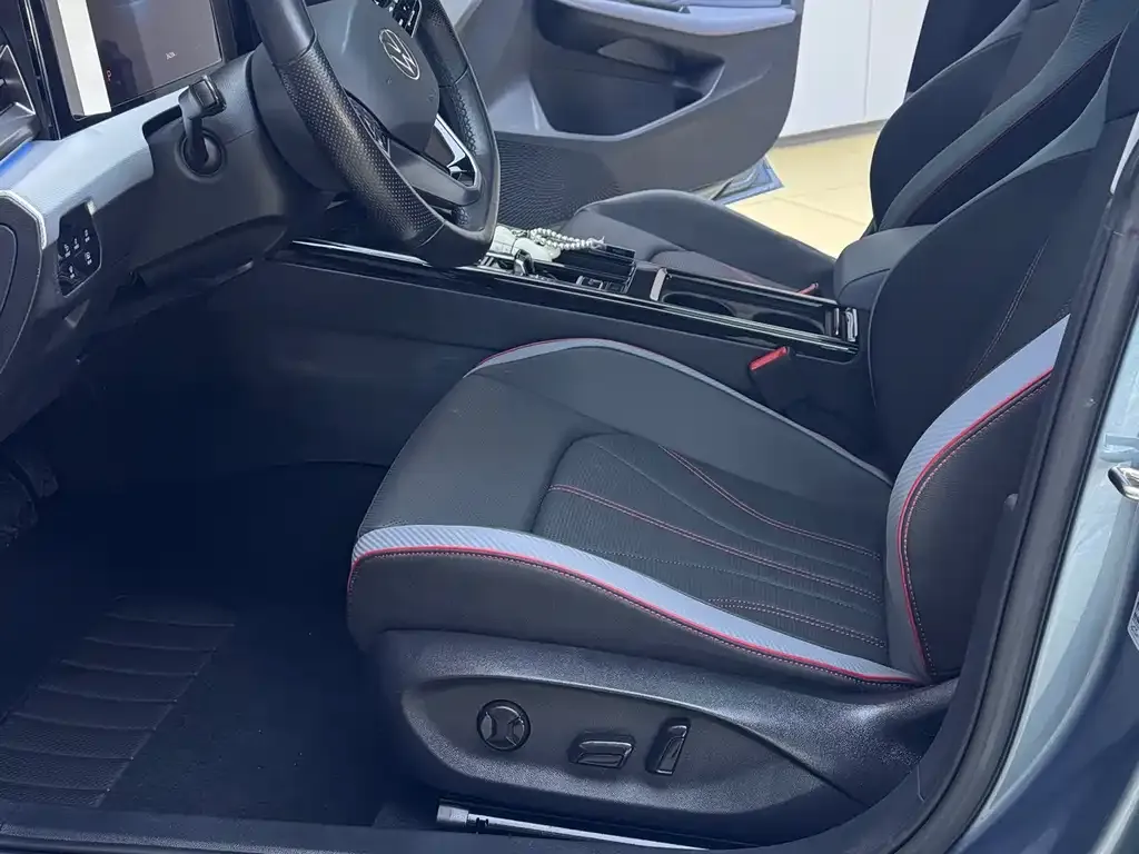 Volkswagen Lamando 2023 из CN, фото 7