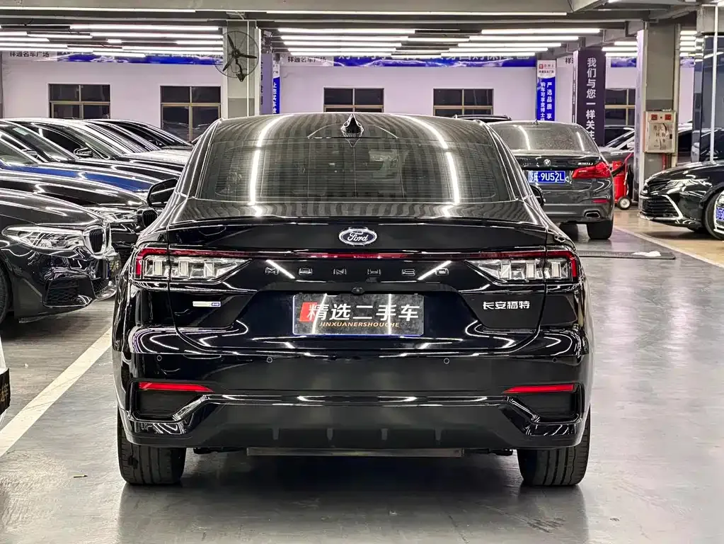 Ford Mondeo 2023 из CN, фото 4
