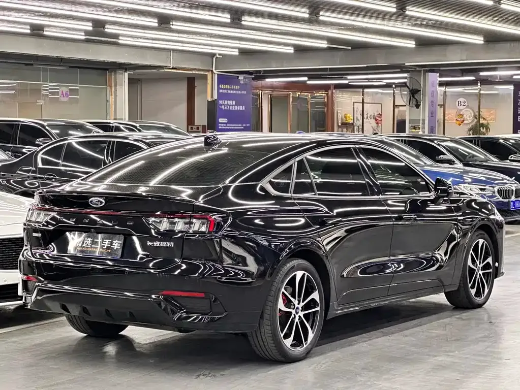 Ford Mondeo 2023 из CN, фото 7