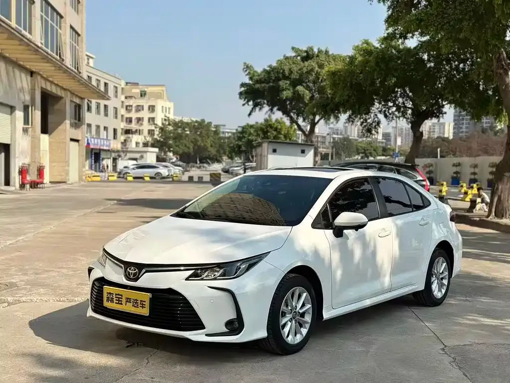 Toyota Corolla 2022 из CN, фото 1