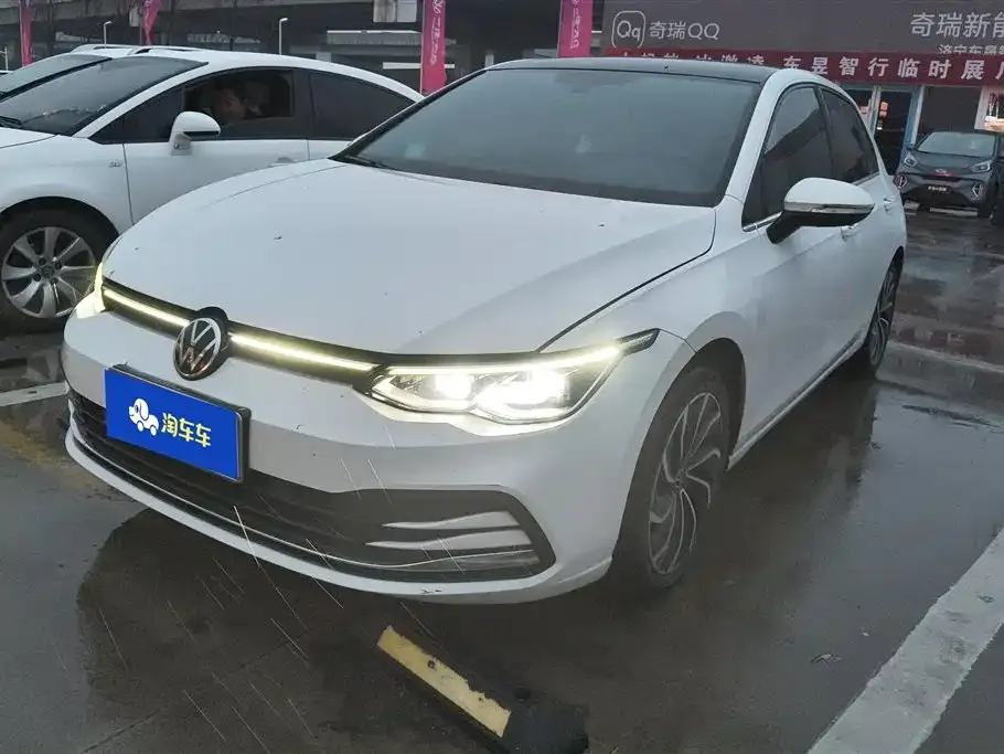 Volkswagen Golf 2022 из CN, фото 1
