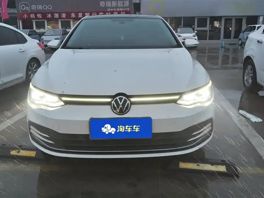 Volkswagen Golf 2022 из CN, фото 3