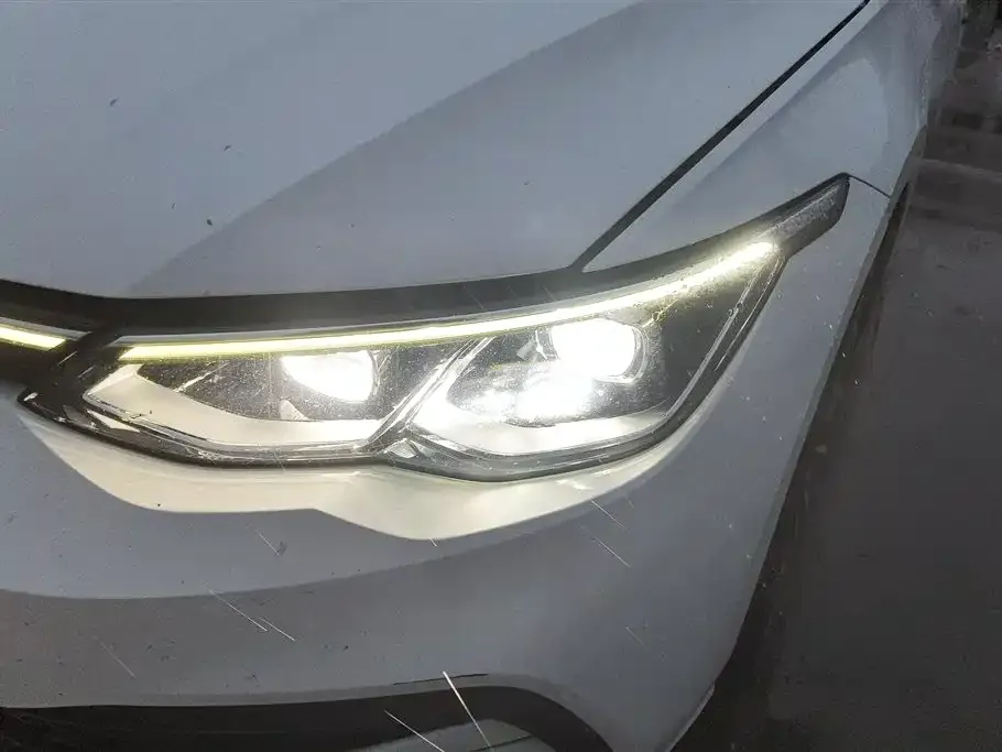 Volkswagen Golf 2022 из CN, фото 7
