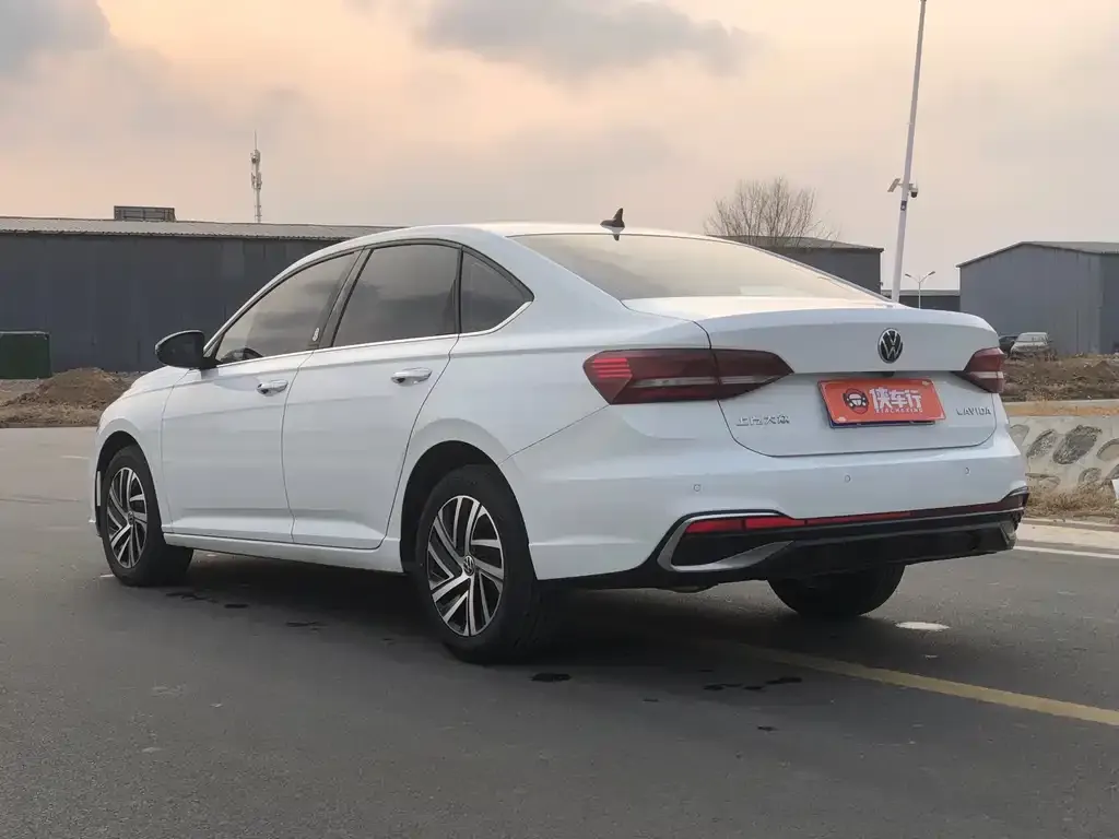 Volkswagen Lavida 2023 из CN, фото 4