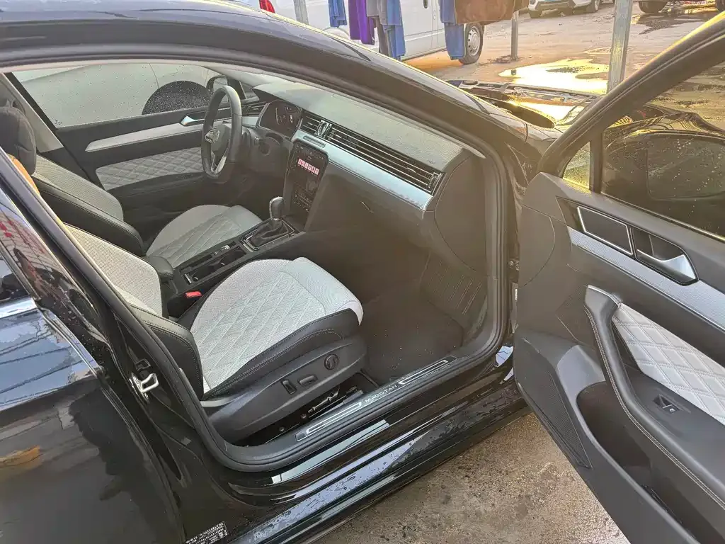 Volkswagen Magotan 2022 из CN, фото 5