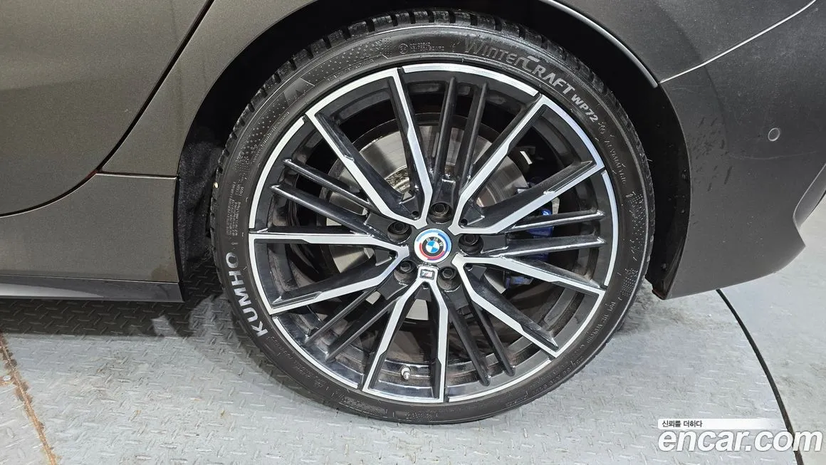 BMW 1-Series 2023 из KR, фото 8