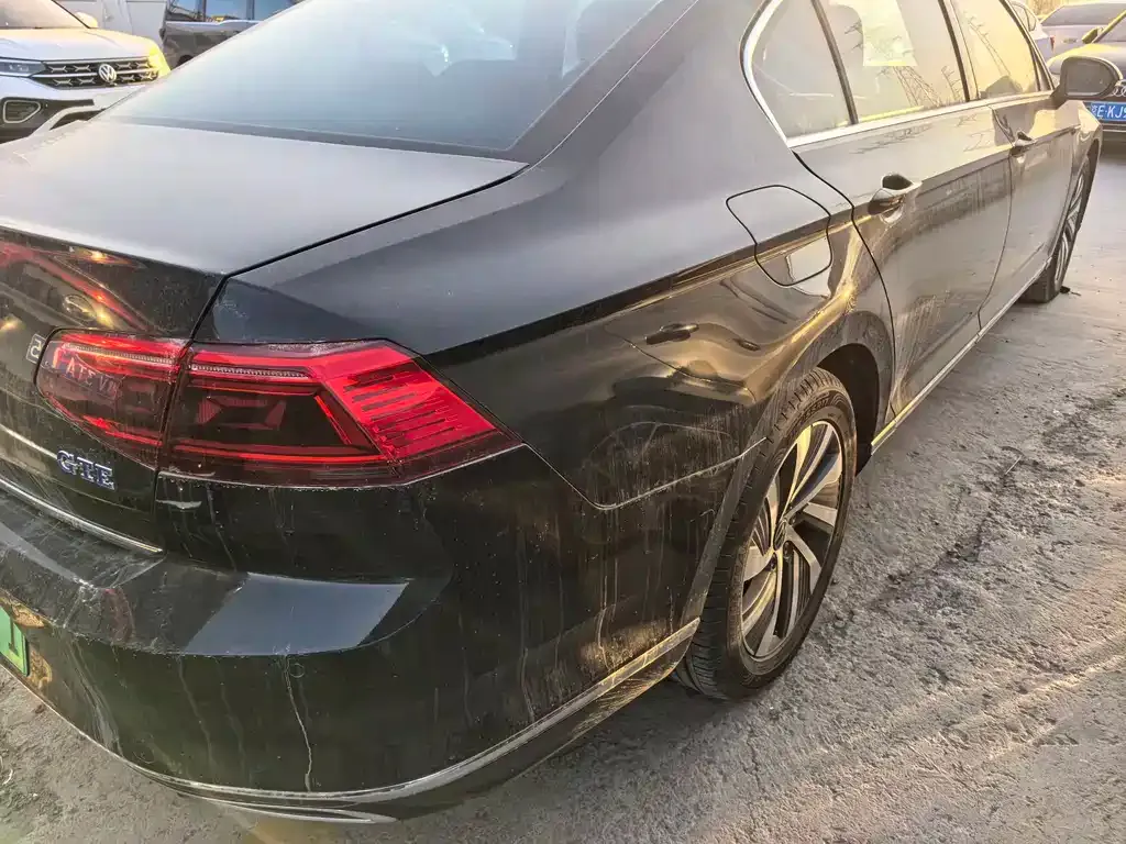 Volkswagen Magotan GTE PHEV 2022 из CN, фото 4