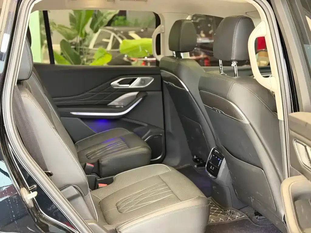 Hongqi HS7 PHEV 2024 из CN, фото 6