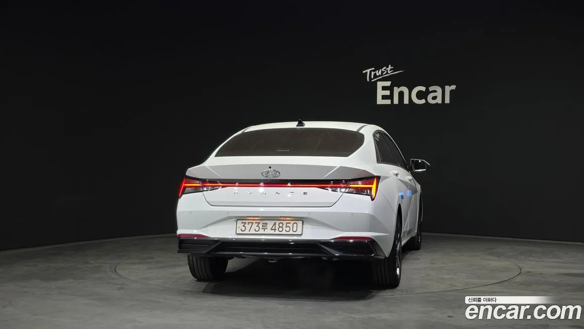 Hyundai AVANTE — фото 4