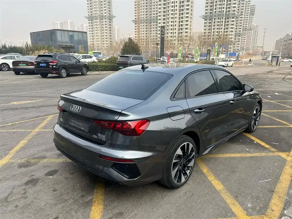 Audi A3 2022 из CN, фото 7