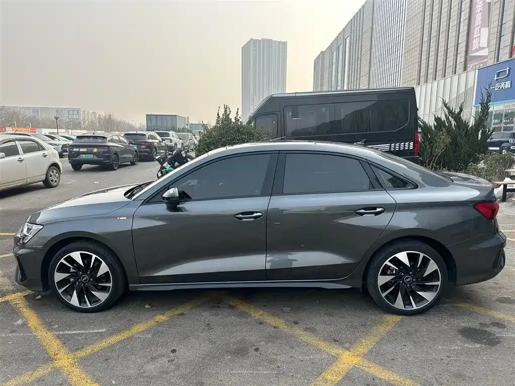 Audi A3 2022 из CN, фото 3