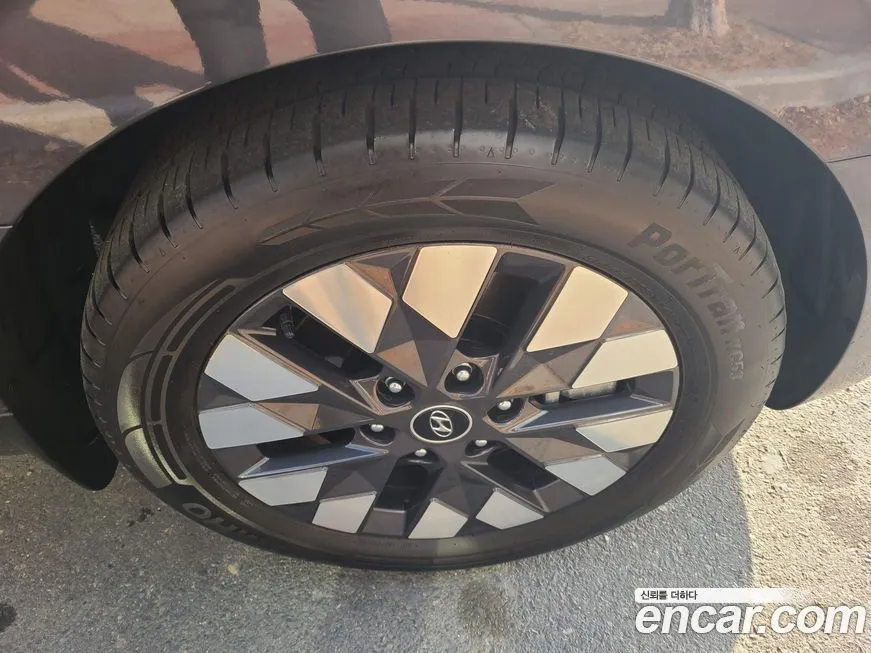 Hyundai Staria 2023 из KR, фото 3