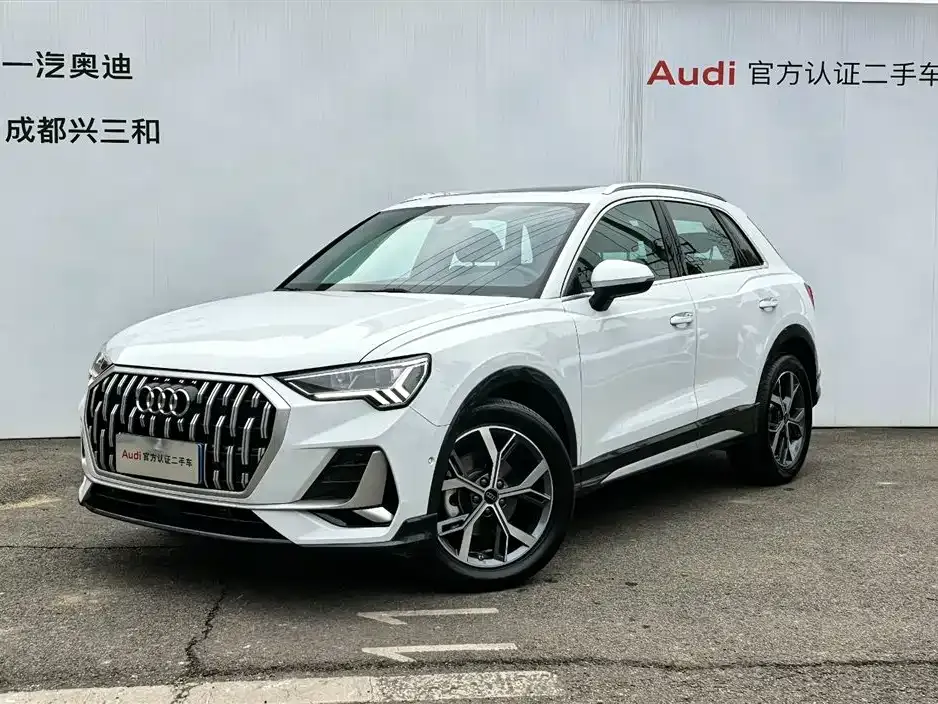 Audi Q3 2024 из CN, фото 1