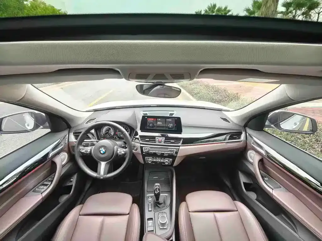 BMW X1 2021 из CN, фото 6