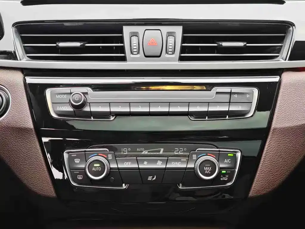 BMW X1 2021 из CN, фото 5