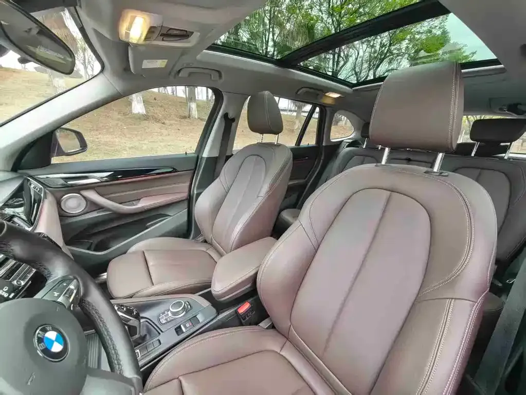BMW X1 2021 из CN, фото 3