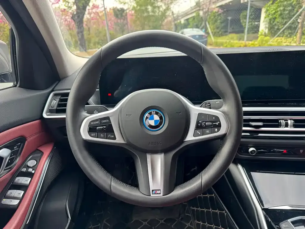 BMW i3 2024 из CN, фото 2