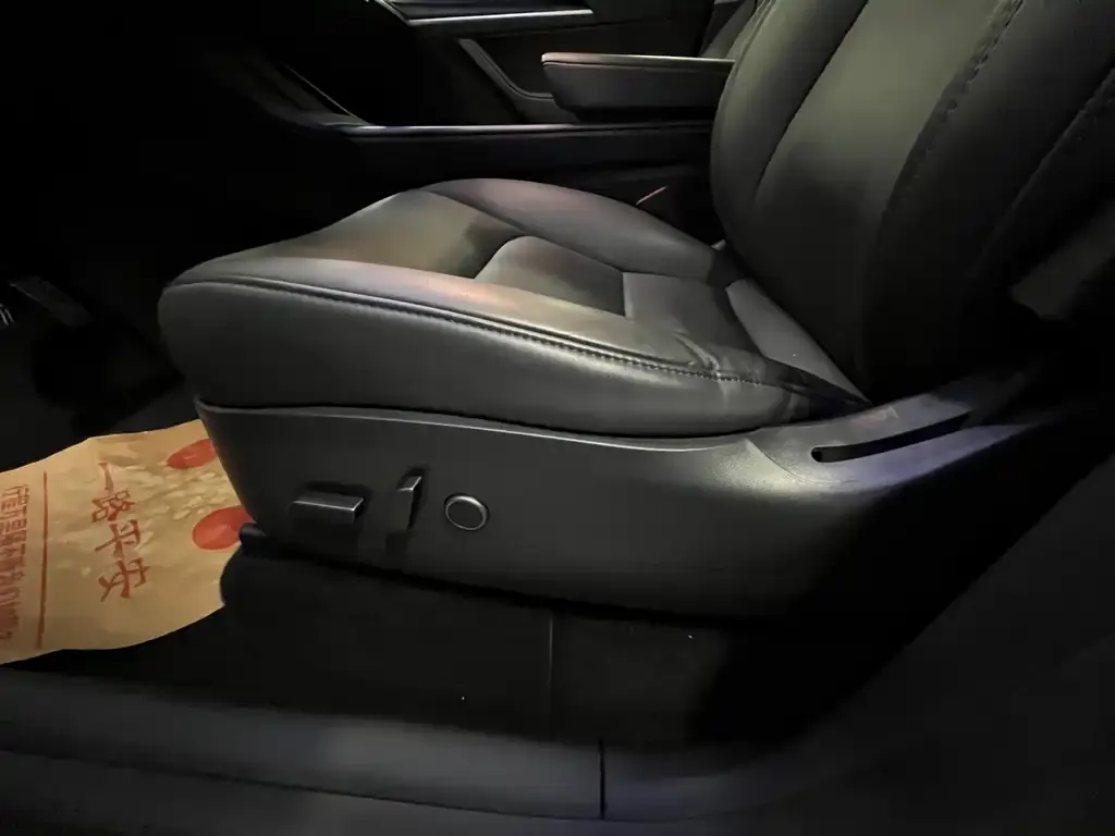 Tesla Model Y 2021 из CN, фото 3