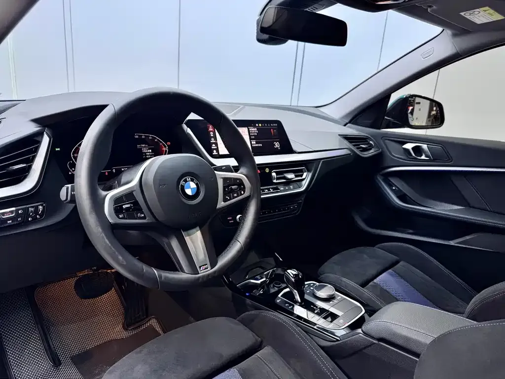 BMW 2 Series (Import) 2025 из CN, фото 10