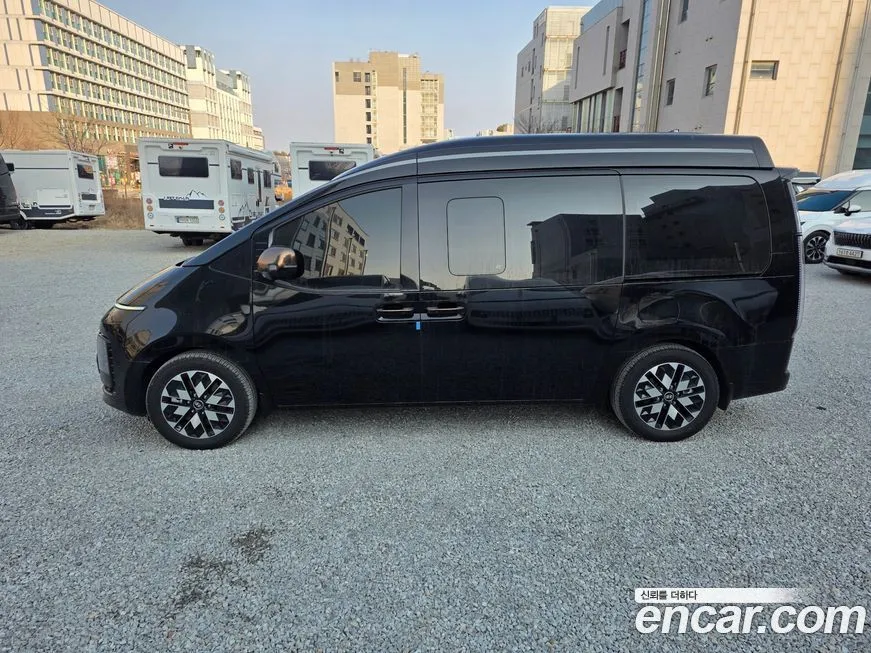 Hyundai Staria — фото 2
