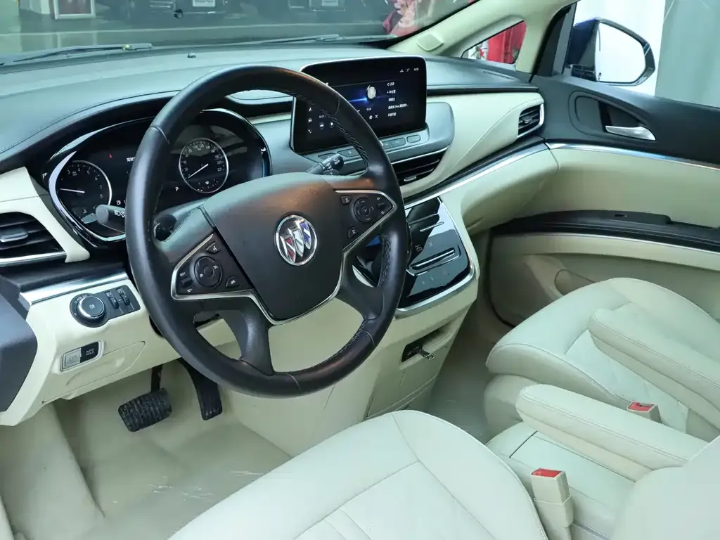 Buick GL8 2023 из CN, фото 9