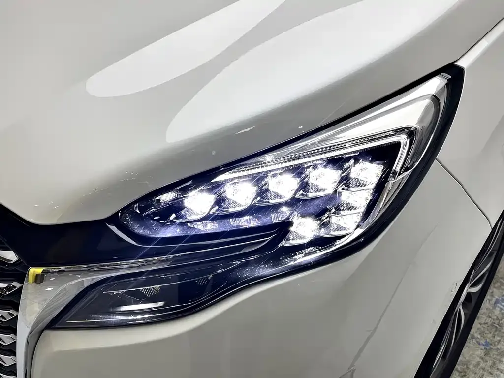 Buick GL8 2022 из CN, фото 5