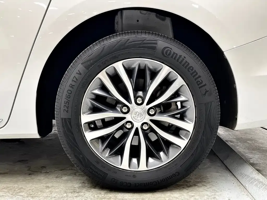 Buick GL8 2022 из CN, фото 10