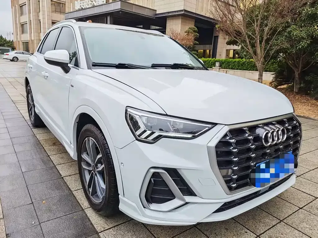 Audi Q3 2023 из CN, фото 10