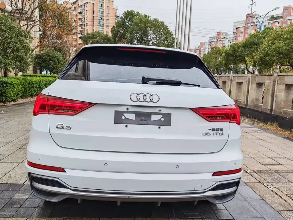 Audi Q3 2023 из CN, фото 6