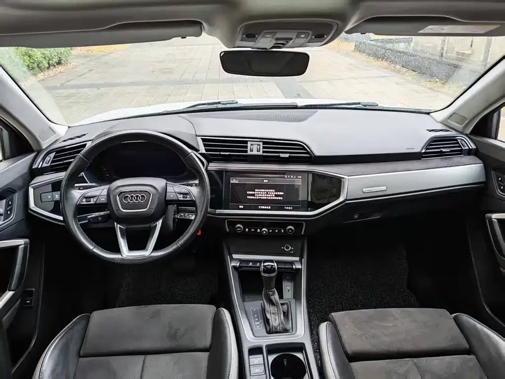 Audi Q3 2023 из CN, фото 7