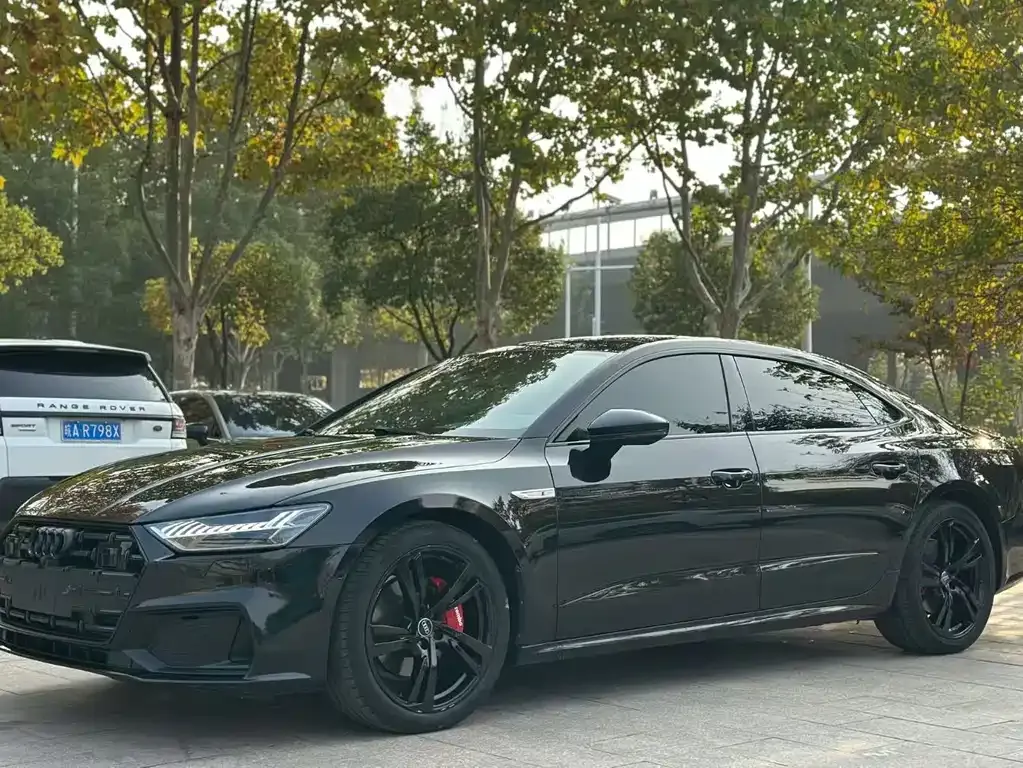 Audi A7L 2023 из CN, фото 1