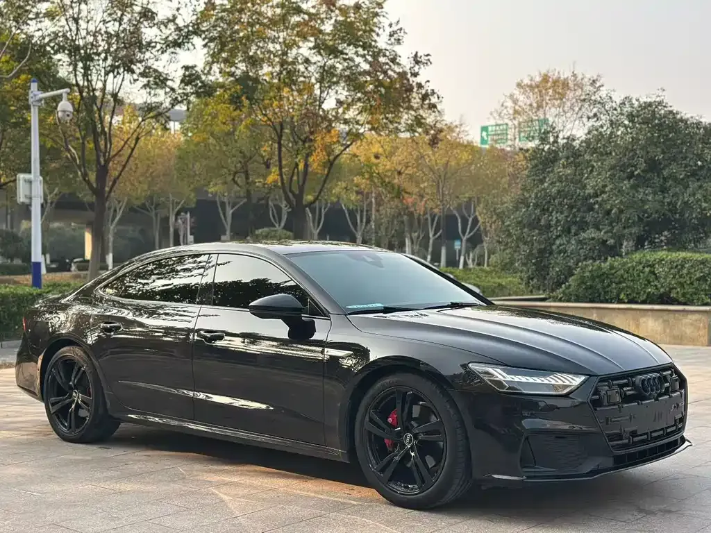 Audi A7L 2023 из CN, фото 7