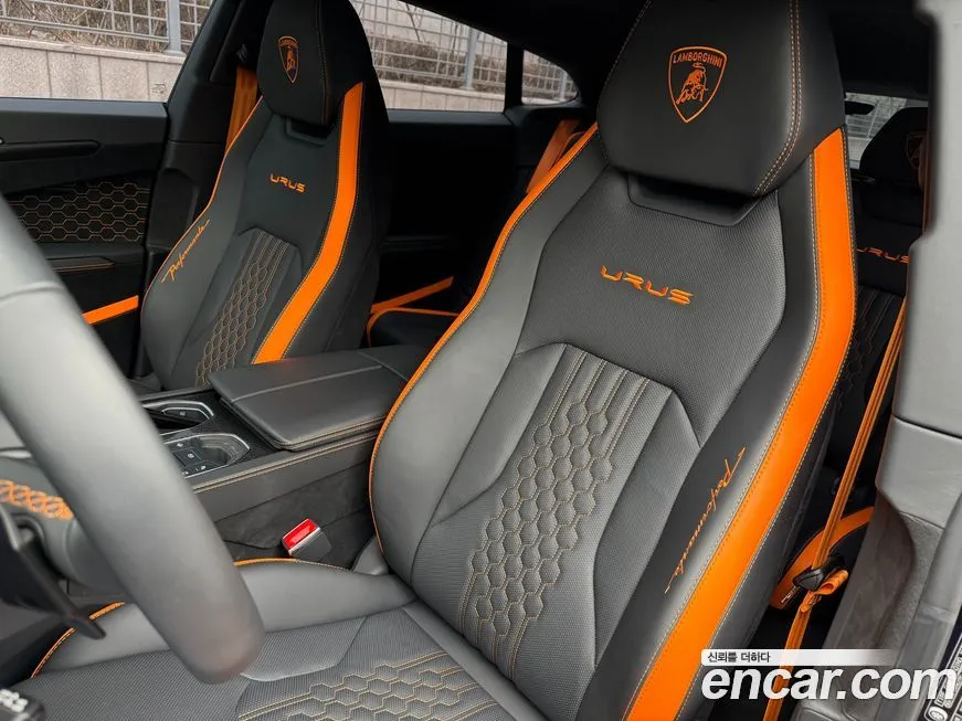 Lamborghini Urus 2023 из KR, фото 10